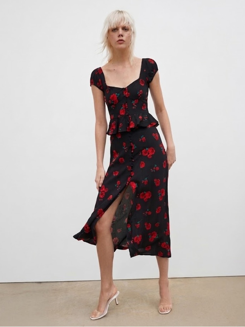 ZARA 🌹 Black Rose-Print Midi Skirt